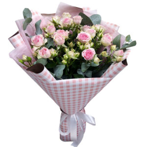 букет кустовых роз в Барановичах